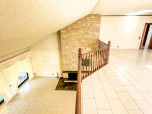 Blick von der Galerie in das EG
