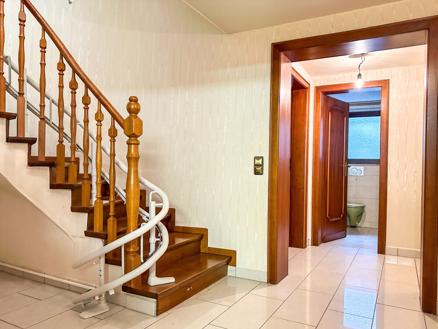 Treppe ins UG