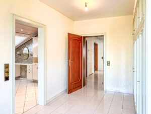 Master-Bedroom