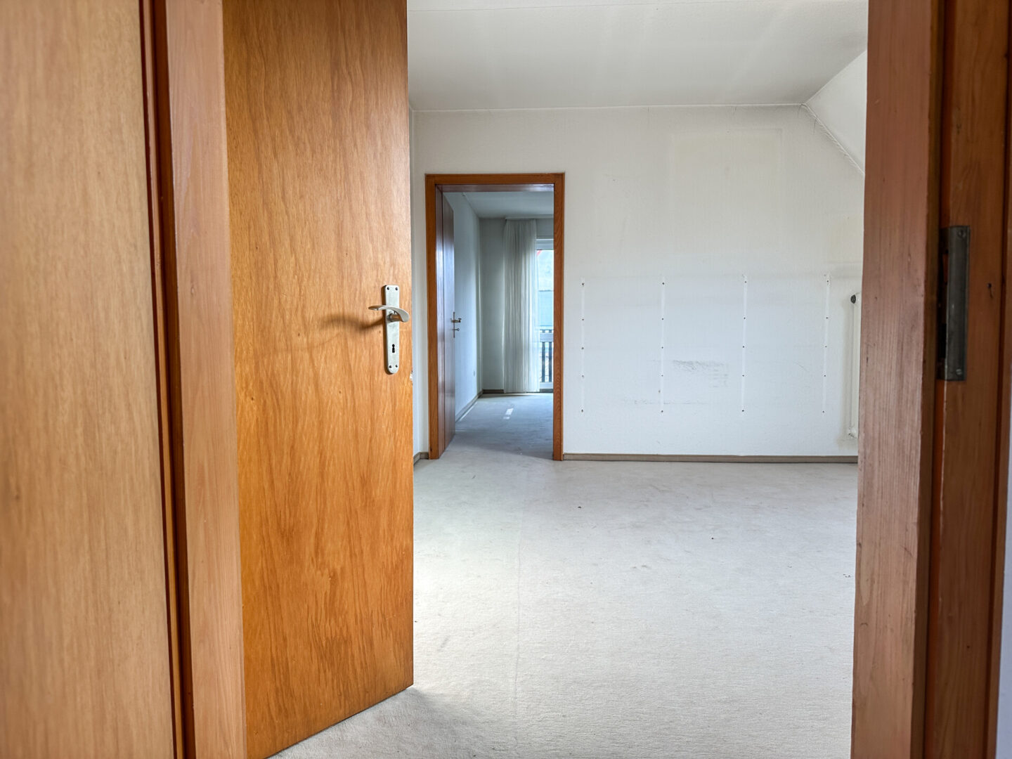 OG - Durchgangszimmer