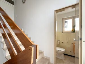 Treppenhaus Etagen-WC