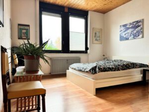 Zimmer II EG