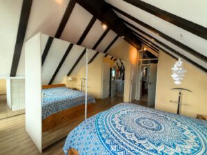 Schlafzimmer DG