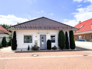 Straßenansicht