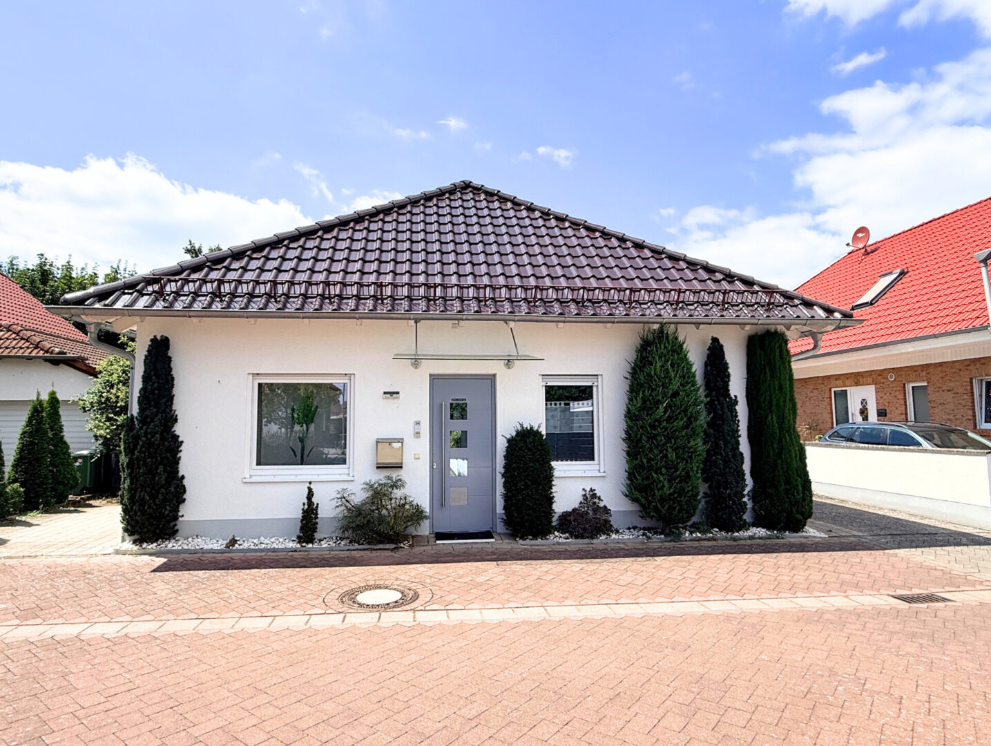Straßenansicht