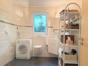 Tageslichtbad mit Dusche